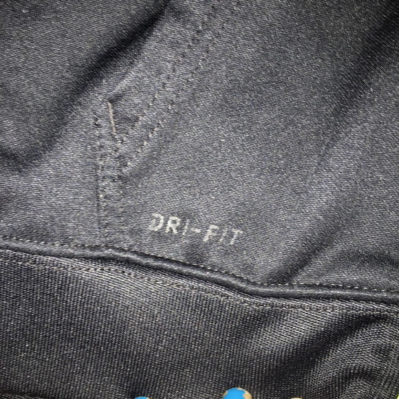 Nike boys jacket - Picture 2 of 6